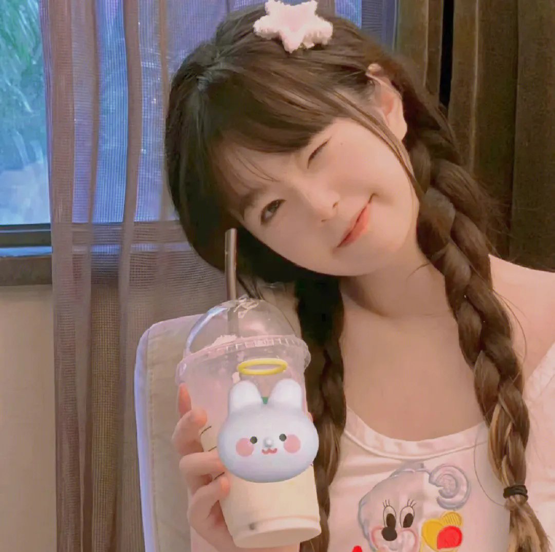 六岁小福宝靠吃瓜拯救全天下